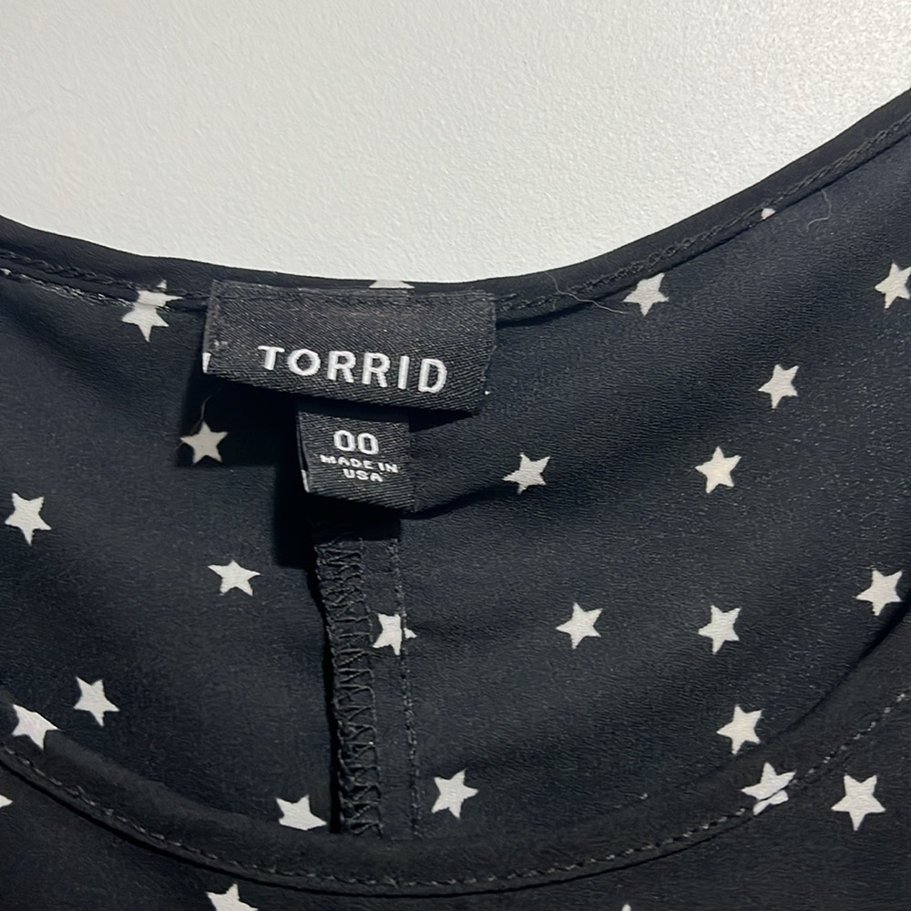 Torrid Black Star Hi-lo Tank - Picture 7 of 11